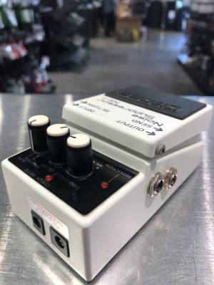 BOSS NS-2 Noise Suppressor Pedal | Long & McQuade